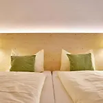 Zum Turm - Und Gaestezimmer Апартаменты *