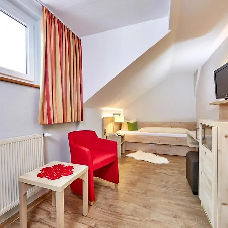 Zum Turm - Und Gästezimmer