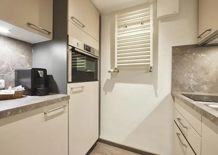 Apartamento Zum Turm - Und Gaestezimmer Oberammergau